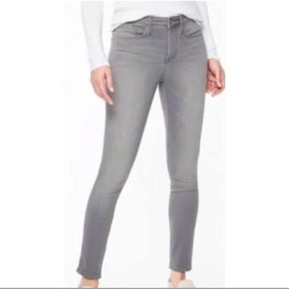 Athleta Sculptek Gray Distressed Cropped Athletic Size 12 Jeans